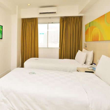 Go Hotels North Edsa Quezon City Extérieur photo